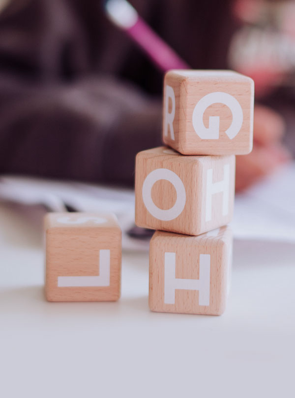 Pracujemy z dziećmi ze spektrum autyzmu (ASD) Pracujemy z dziećmi ze spektrum autyzmu (ASD)